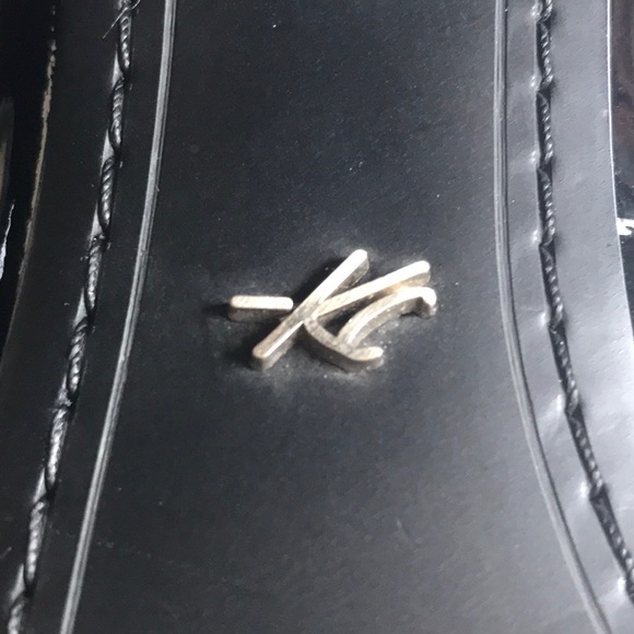 Kenneth Cole Black Chunky Patent Leather Heels - Picture 7 of 8